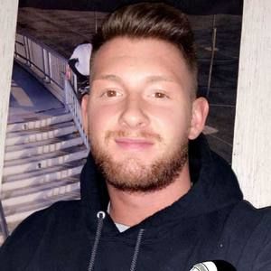 Meet your Posher, Jason